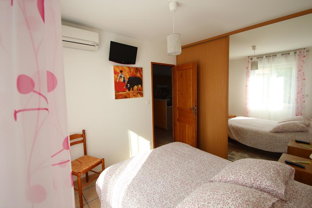 Hotel Et Residence De La Transhumance Saint-Martin-de-Crau Rom bilde